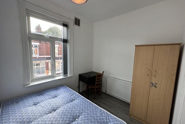 4 bed flat, Deyne Avenue, Rusholme, Manchester, M145SY - Image 10